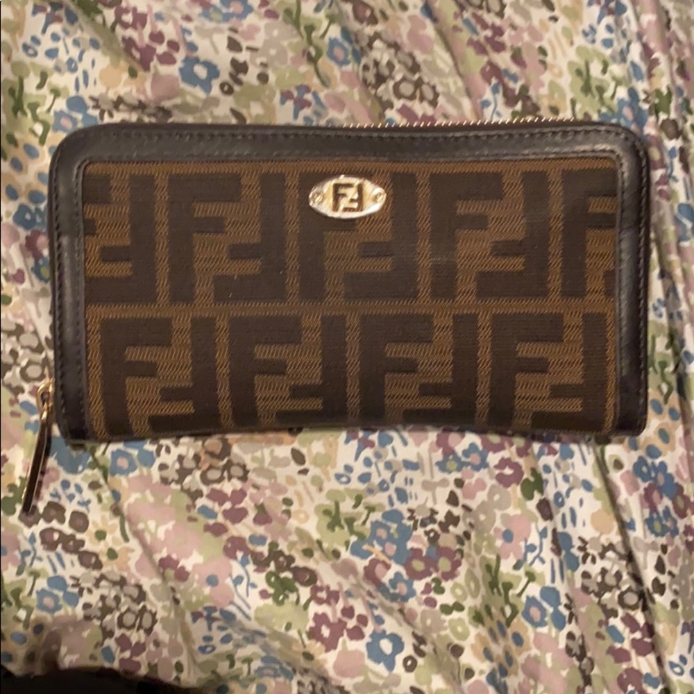 Fendi Zip Wallet